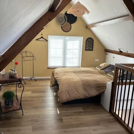 Aan De Schenkel Bed and breakfast Zuid-Beijerland